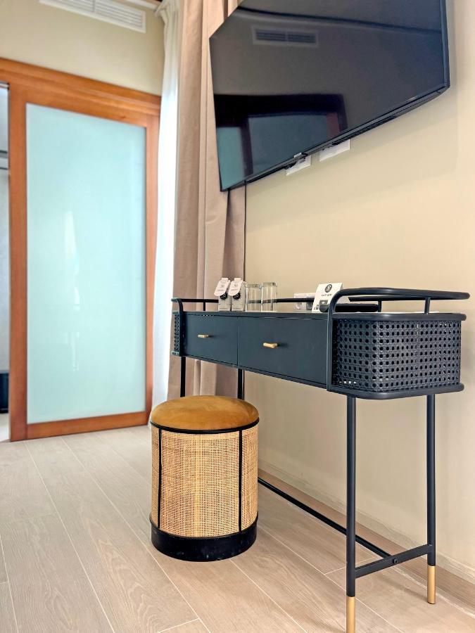 Soho Boutique Columela Hotel Cadiz Bagian luar foto