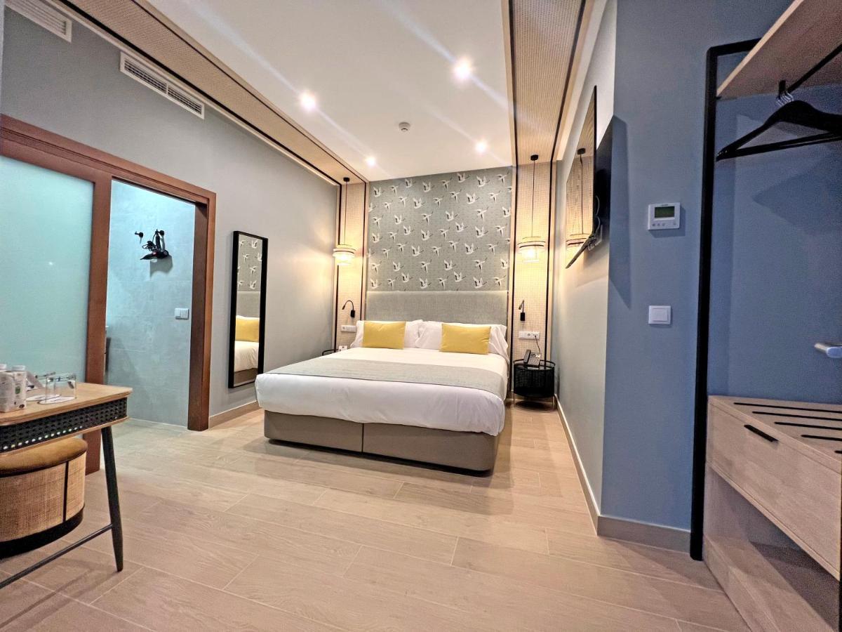 Soho Boutique Columela Hotel Cadiz Bagian luar foto